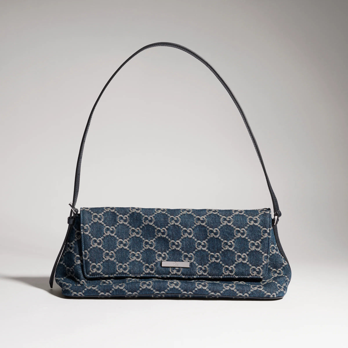 Madison medium shoulder bag